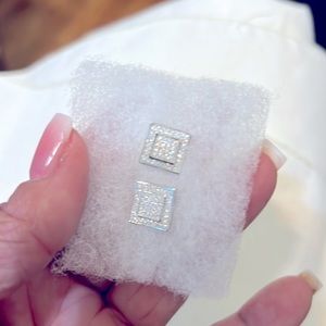 New silver plated earrings with zircon